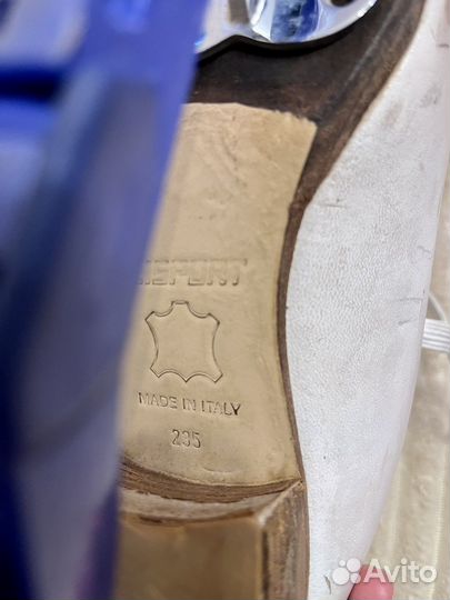 Фигурные коньки Risport RF3