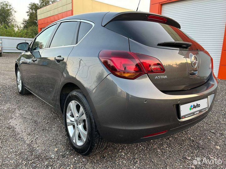 Opel Astra 1.6 AT, 2012, 112 101 км