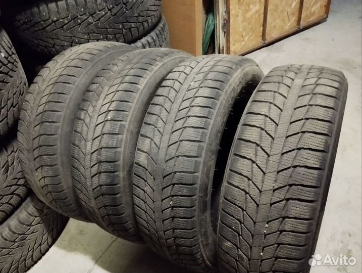 Triangle IceLink Trin PS01 215/65 R17 99T