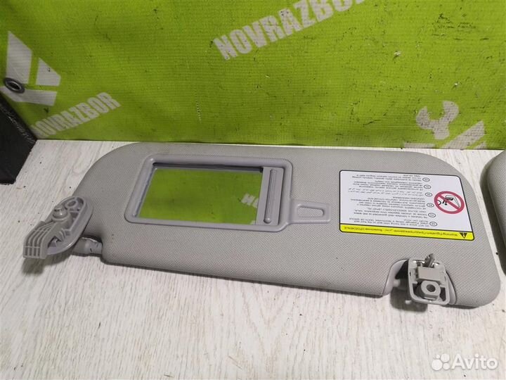 Козырек солнцезащитный (внутри) Хендай i30 12-17