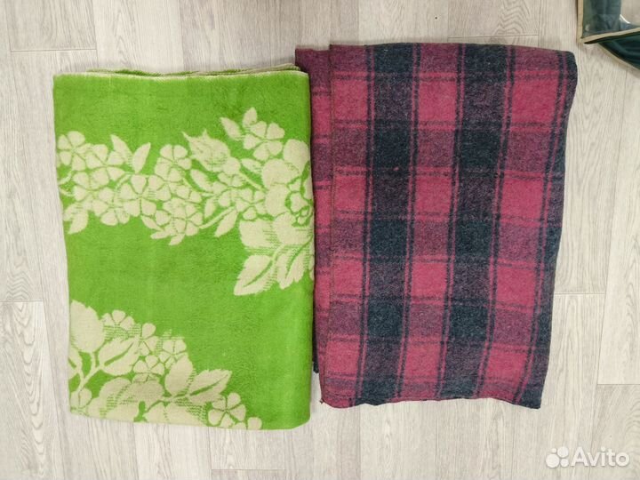 2 шерстяных 1,5 спаленных одеяла