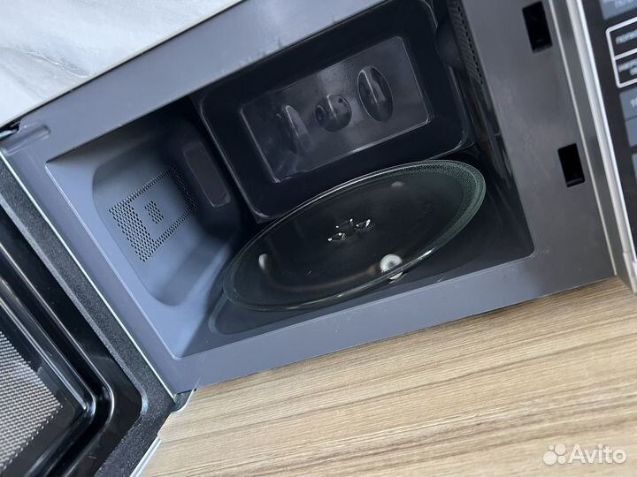 Микроволновая печь Sharp R-2772R(SL)