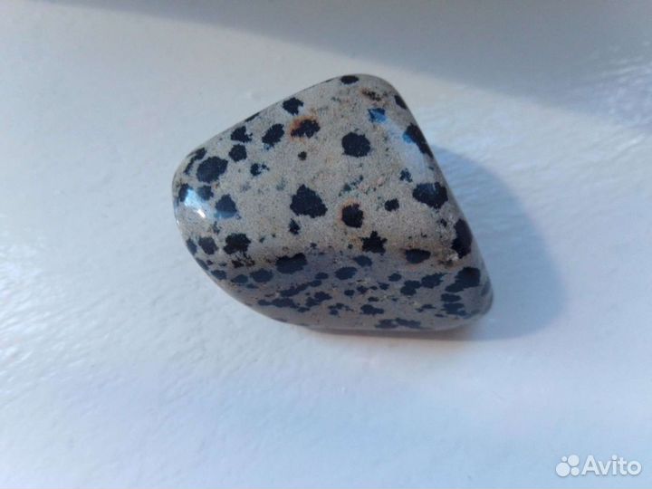 Камень Далматин (диорит)