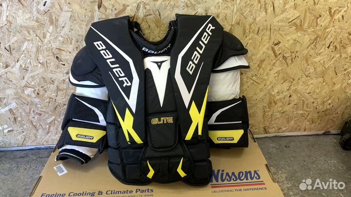 Хоккейная вратарская форма