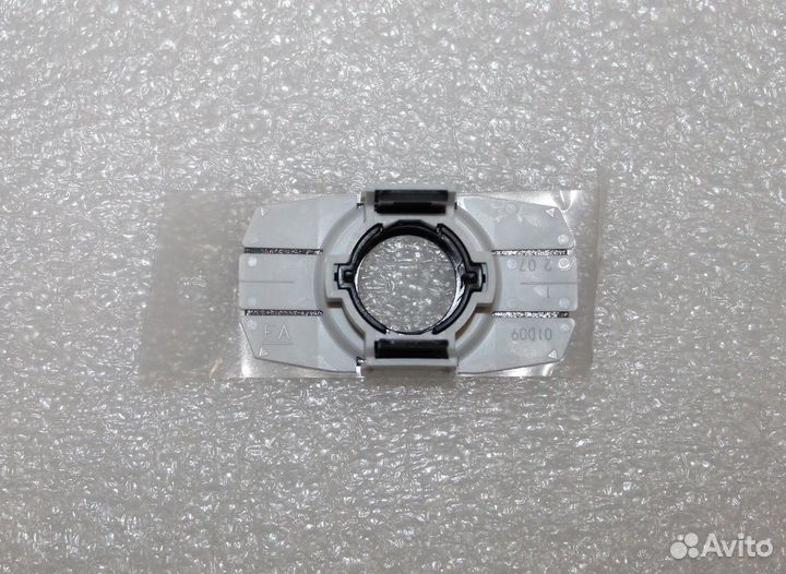 Lexus ES Крепление парктроника Новое 2018-2023