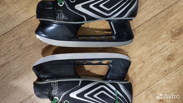 Коньки хоккейные ссм