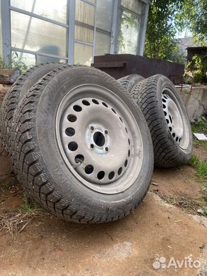 Gislaved Nord Frost 200 185/60 R15 88S