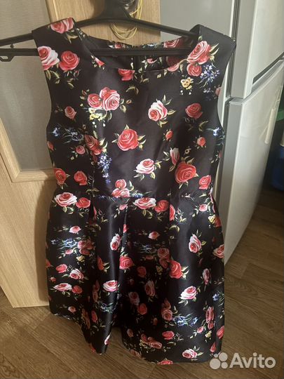 Платье женское