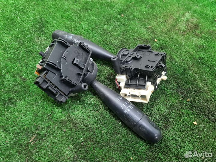 Переключатель поворотов подрулевой Chery Tiggo T11