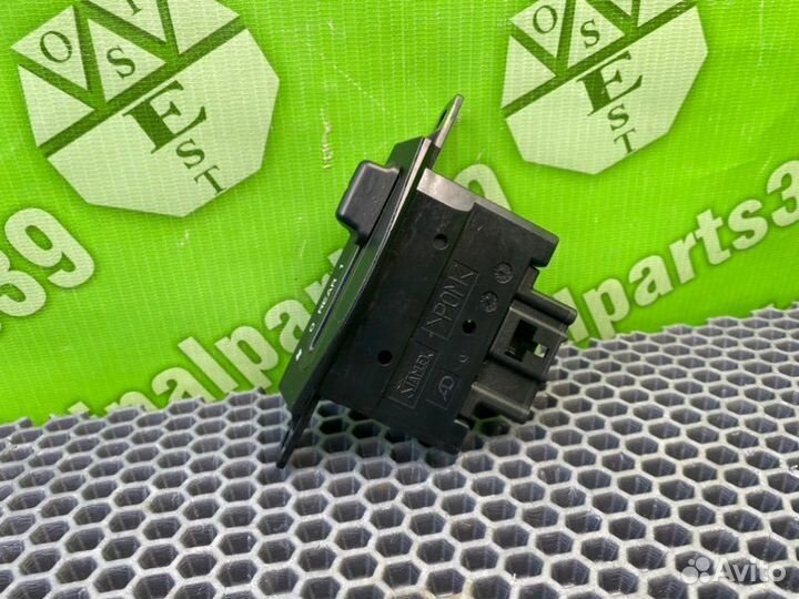 Регулятор печки задний Mazda Mpv LW5W GY-DE 2.5