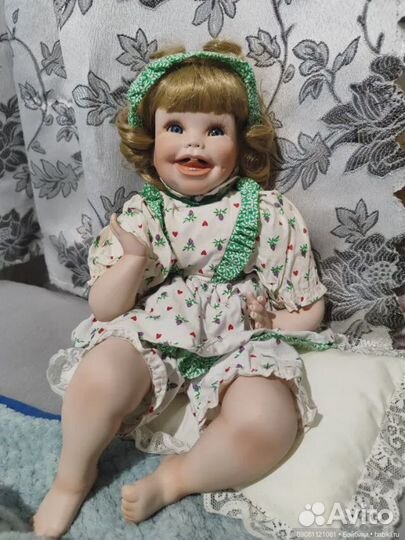 Фарфоровая кукла Шеннон из коллекции Гамильтона 19