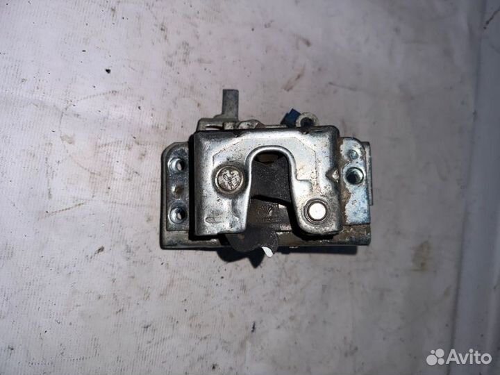 Замок двери передний правый Daewoo Nexia K32 2009