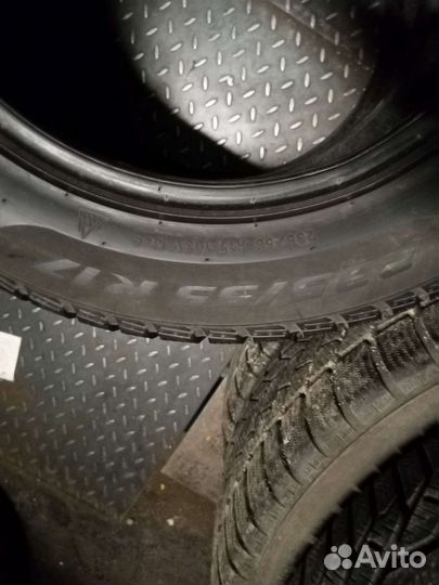 Pirelli Winter Sottozero 3 235/55 R17