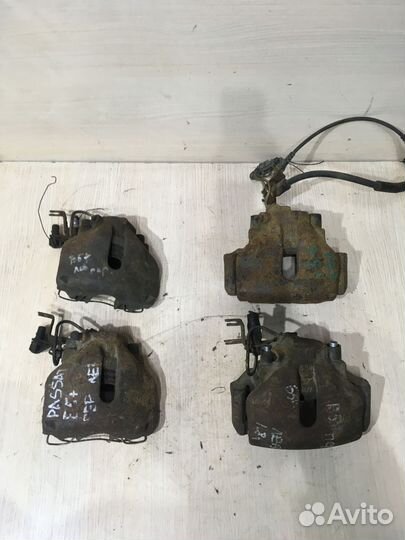 Суппорт тормозной передний левый Пассат Б5