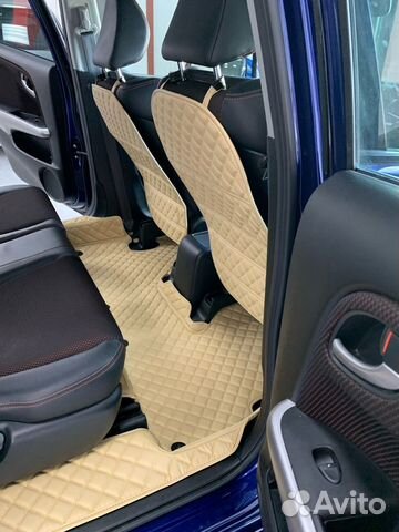 Автоковрики 3д премиум в салон Toyota FunCargo