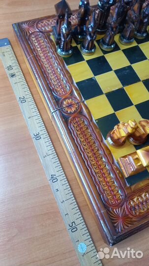 Шахматы ручной работы из дерева