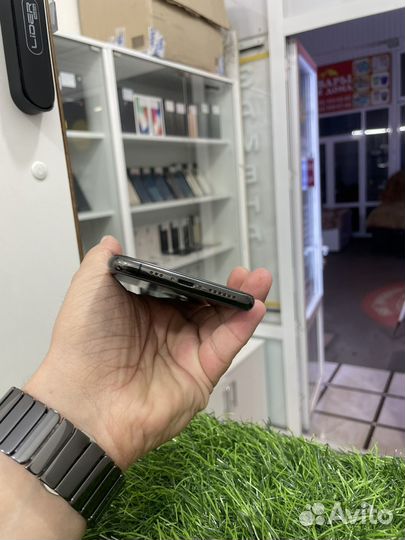 iPhone 11 Pro, 256 ГБ