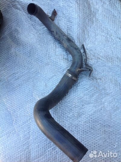 Патрубок Ниссан