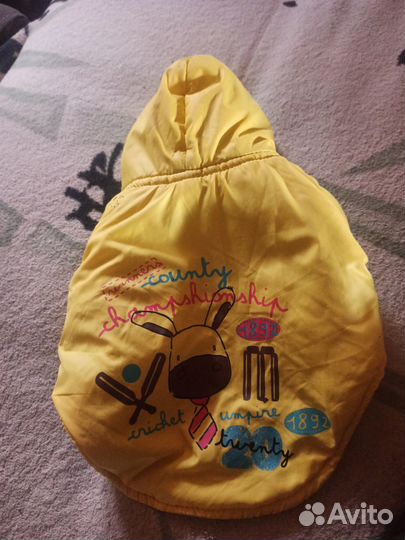 Продам курточку на маленькую собачку