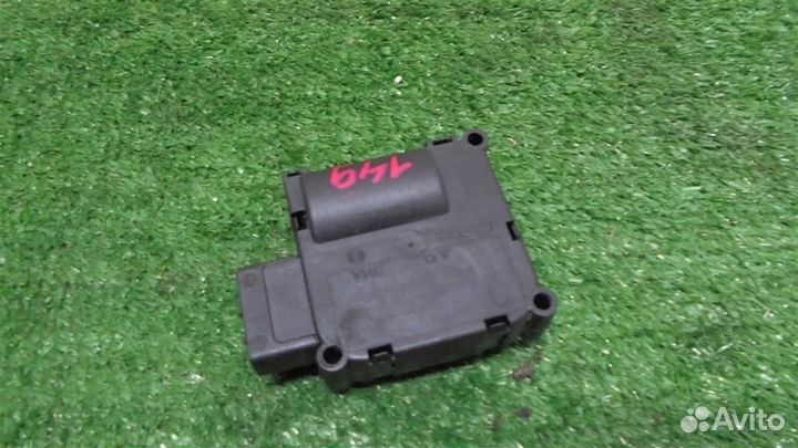 Моторчик заслонки печки Audi Allroad quattro 2005