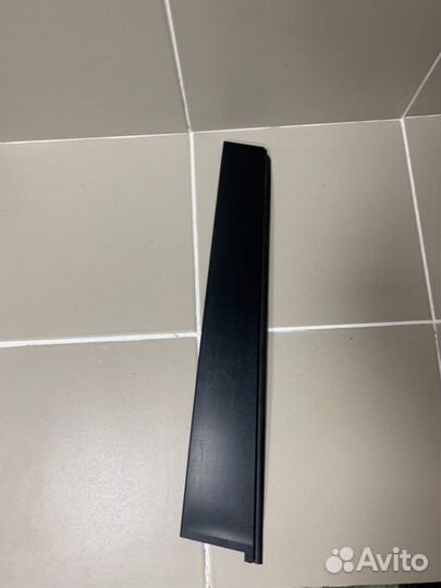 Накладка стойки двери задняя правая Toyota Land