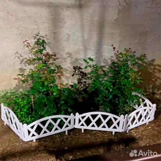 Декоративный заборчик для клумбы