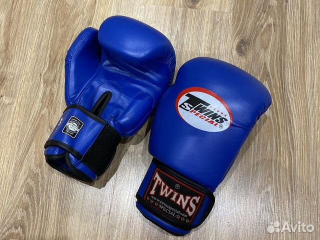 Боксерские перчатки twins 14