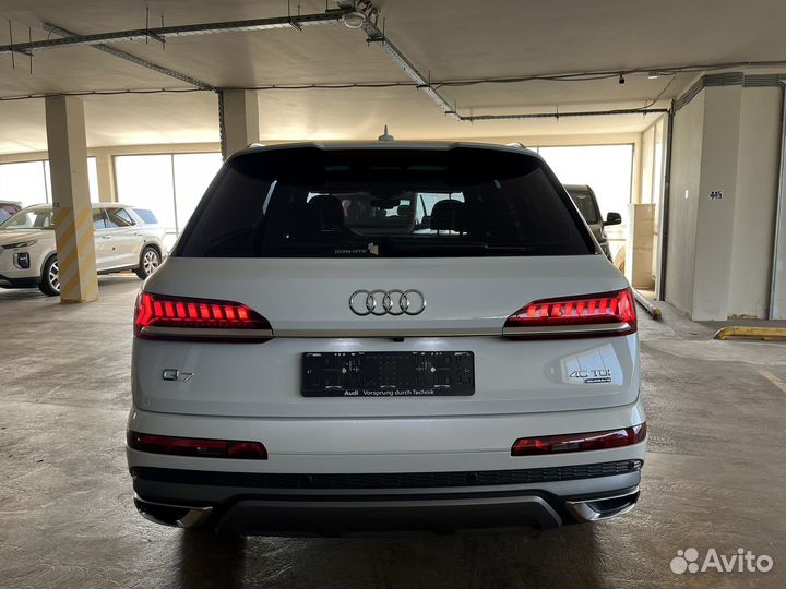 Audi Q7 3.0 AT, 2023, 1 040 км