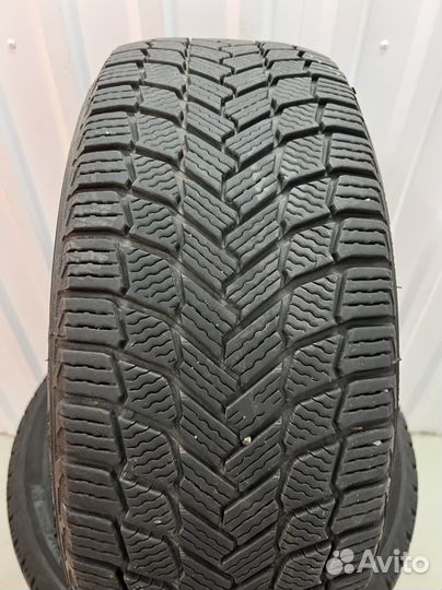 Michelin X-Ice Snow 215/55 R17 98H