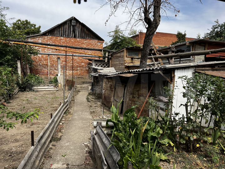 Дом 40 м² на участке 1,5 сот.