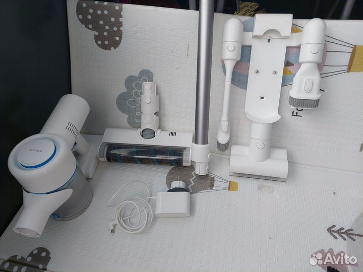 Пылесос Dreame V9 белый