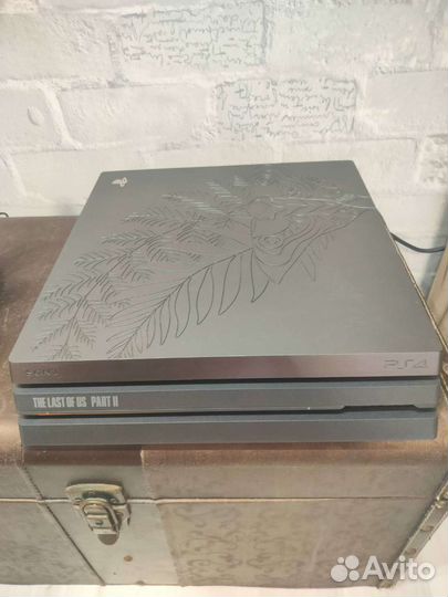 PlayStation pro 4 Limited Edition
