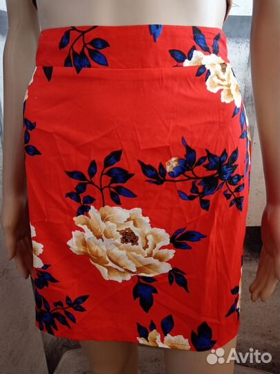 Юбка летняя с цветочным принтом 44 размер