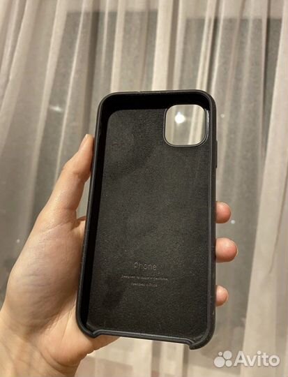 Чехол на iPhone 11