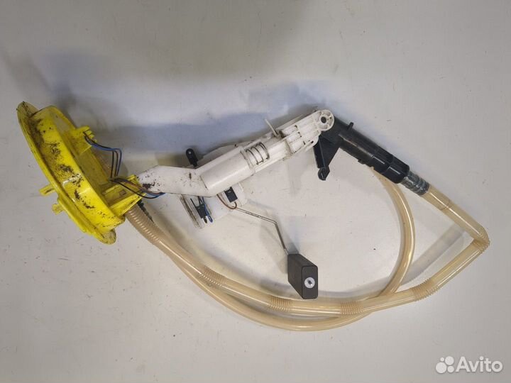 Датчик уровня топлива Skoda Yeti, 2012