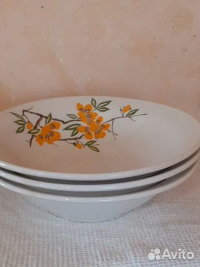 Салатник 23см