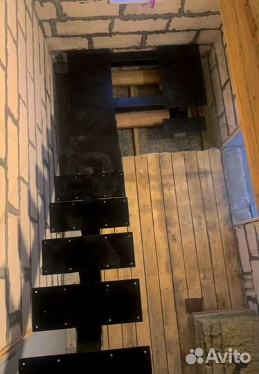 Изготовление лестниц под ключ