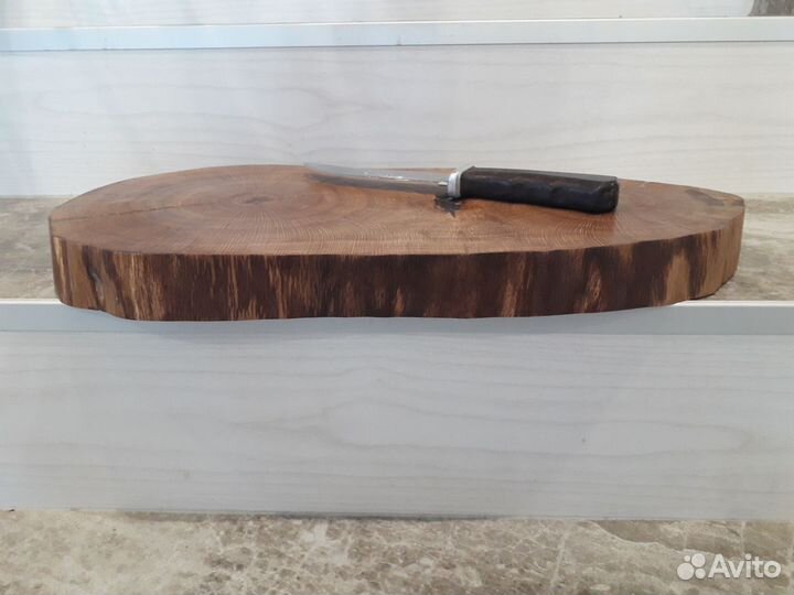 Торцевая разделочная доска из массива дуба (d47см)