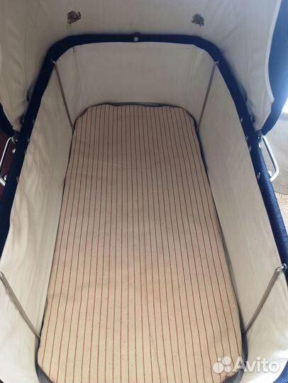 Детская коляска ретро