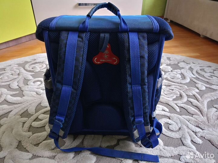 Школьный рюкзак