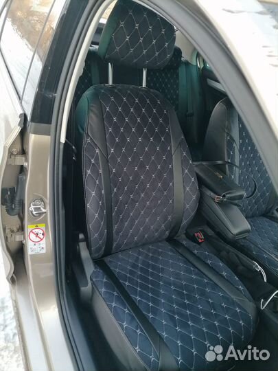 Чехлы на Шкоду Рапид франт +