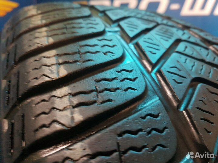 Pirelli Winter Sottozero 3 225/50 R17