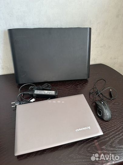 Ноутбук Lenovo