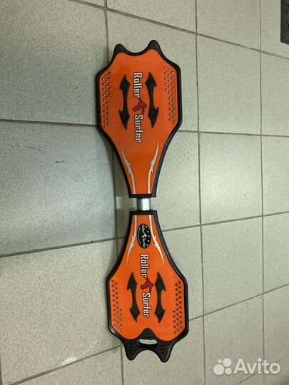 Двухколёсный скейтборд