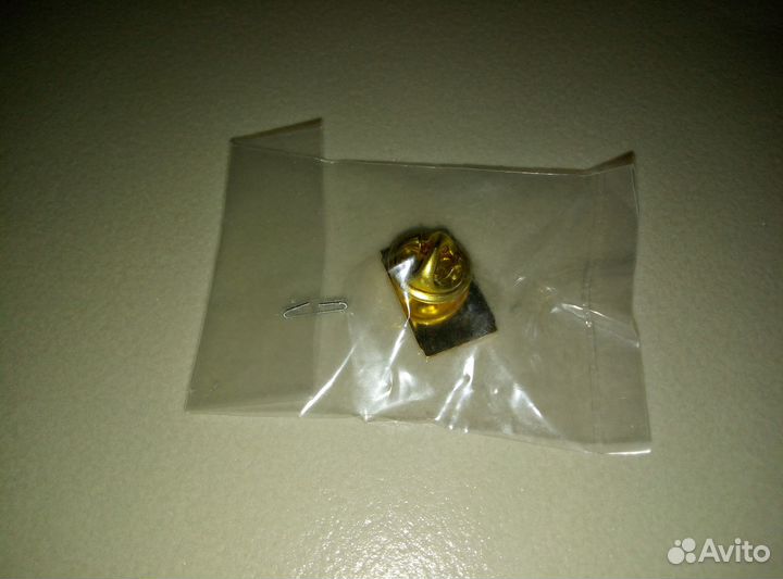 Корпоративный значек,работника пивного завода