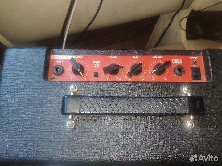 VOX pathfinder bass 10