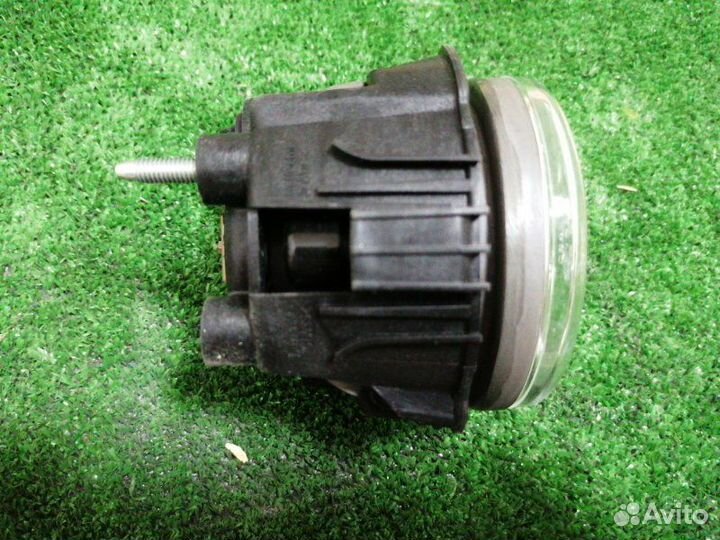 Фара противотуманная левая Subaru Forester Impreza