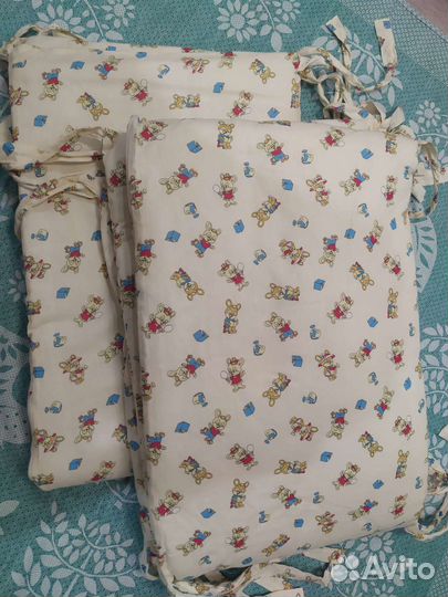 Бортики в кроватку