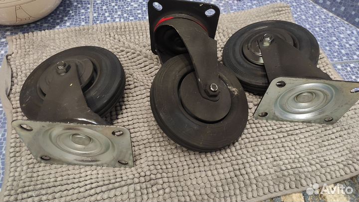 Колесо промышленное поворотное для тележек