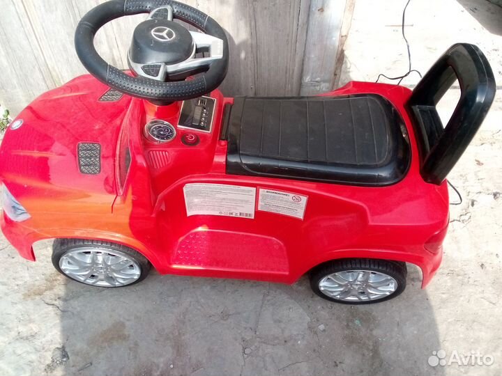 Продам детский электромобиль